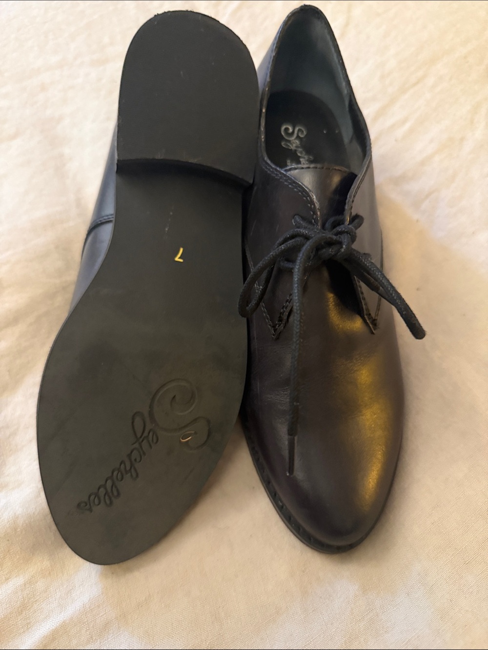 Seychelles Black Leather Lace-Up Oxfords - Picture 3 of 12